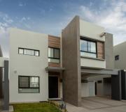 Top Manuel F. Martínez