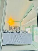 Easy Monday Capsule Bed and Traditional Thai Bath