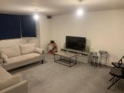 Modern Cozy Apartment in the Heart of Aldershot