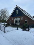 Huize Kroezzz sfeervolle authentieke vakantie woning met 3 slaapkamers, omheinde tuin en honden welkom