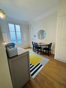 Elegant and cozy apt Place de la Madeleine 8ème