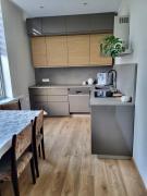 Central Family Apt 70 m2 with free Parking & Private Entrance