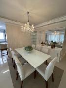 Apartamento 3 suítes rua 226 na Meia Praia