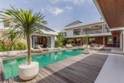 Villa Selena Space Luxury 4BR 15m Pool BBQ Staffed