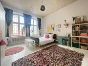 Artisanal warehouse conversion