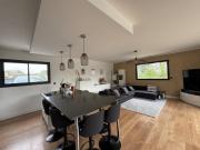 Maison moderne piscine et jacuzzi