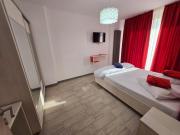 Large Family Apartment cu Spa Piscina Calda Sauna Jacuzzy