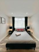 Sunny Neasden Apartment