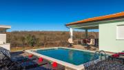 Beautiful villa Petar with pool in Brtonigla