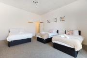 8 BDR House By Astra Residences Short Lets & Serviced Accommodation Sunderland
