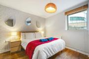 Central 1BR Full Bath near Farringdon for 4