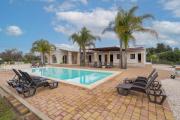 Apulia retreat-Piscina privata