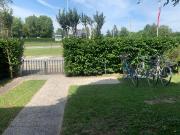 Villa a due piani con giardino e piscina