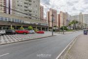 Apartamentos em prédio a 270 m do Jardim Botânico de Curitiba - COSs