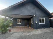 Arriendo amplia casa de 4 habitaciones y 2 baños