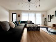 Casele lângă padure