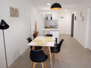 Departamento céntrico bien conectado con balcón