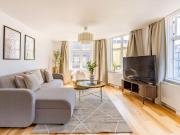 Sanders Regent 16- Bright apartment in City Center