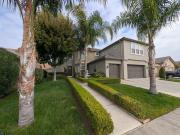 Spacious 5-bedroom 3-bath house in NW Fresno