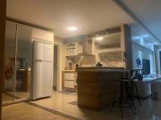 Luxurious Apartment, 3 en-suites, spacious, Itapema