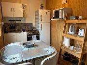 Cabaña Acogedora a Pasos del Mall con Estacionamiento