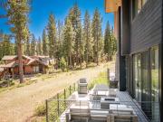 Top Truckee-Tahoe Airport