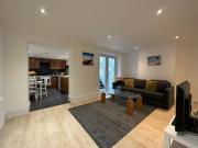 Camden High St Apartment Next to Tube