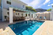 Escape to Hermanus Spacious Family Home