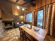 LA POMME DE PIN 1 Appartement avec terrasse