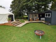 1 Bed in Rhydowen 85415