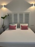 The Pineapple House Unawatuna