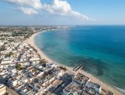 By The Sea – Le Chele