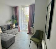 Comfy Central Flat 3