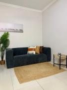 uMhlanga Home with FREE WiFi, Pool, Gym at Urban Park