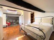 Palazzetto San Giovanni - In Front of the Baptistry