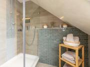 Haus mit Sauna, 3 SZ, 2 Bäder & 450 m Strand