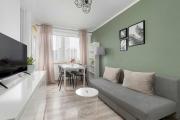 Comfortable One Bedroom Apartment Next to the Spodek in Katowice by Noclegi Renters