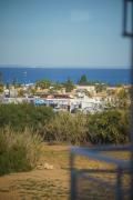 Top Paralimni