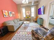 420-Friendly 2BR Chicago Retreat Near McCormick 2001 S State St - 2H
