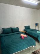 Top Pulau Indah