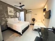 Studio design a 700m da Praia de Atalaia by Apê