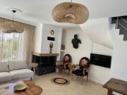 Detached house with pool in Alaçatı