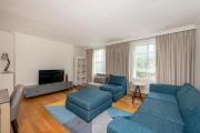 Knightsbridge Duplex Two Bedroom Apartment