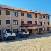 Hlalanathi Lodge - 9 Shepstone Road, Harding