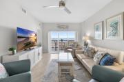 Large Gulf Unit Beach Views - Crimson #203