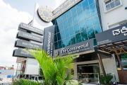 THE CONTINENTAL INN & SUITES