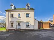 Ebley Canalside Townhouse convenient for Cheltenham Races