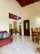 Villa Cinnamon Wave