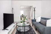 Modern 2 Bed Contractor House, Birkenhead, Near Liverpool
