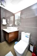 Ocean Breeze Negombo- TidesEnd Luxury Beach Apartments